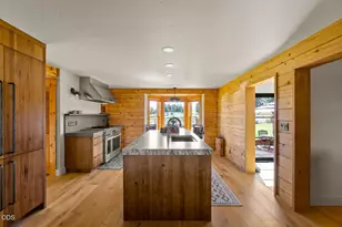 22311 McArdle Rd, Bend, OR 97702 - Photo 9
