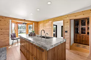 22311 McArdle Rd, Bend, OR 97702 - Photo 15