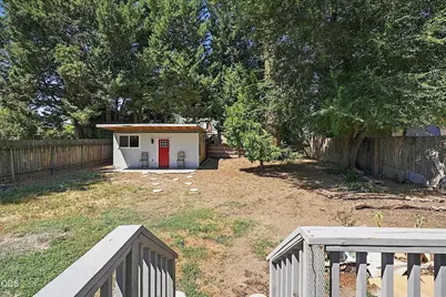 438 NE Flint Street, Grants Pass, OR 97526 - Photo 27