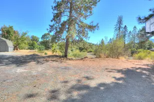 7875 E Evans Creek Rd, Rogue River, OR 97537 - Photo 57