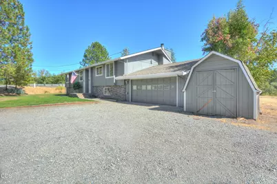 7875 E Evans Creek Road, Rogue River, OR 97537 - Photo 5