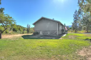 7875 E Evans Creek Rd, Rogue River, OR 97537 - Photo 65