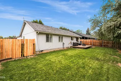 2971 SW Salmon Avenue, Redmond, OR 97756 - Photo 33