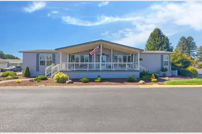 300 Winston Drive, Grants Pass, OR 97526 - Photo 3