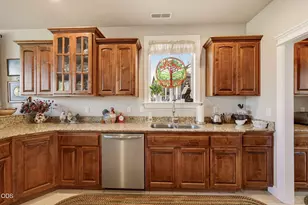 410 Lone Oak Dr, Medford, OR 97504 - Photo 9