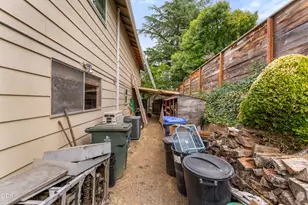 1058 Linda Ave, Ashland, OR 97520 - Photo 43