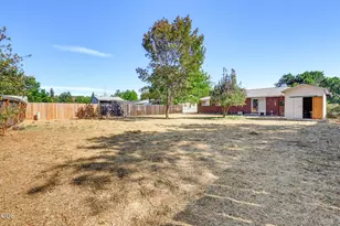 520 Elm Way, Eagle Point, OR 97524 - Photo 21