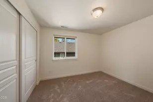 1847 NE Ellamae Pl, Bend, OR 97701 - Photo 33