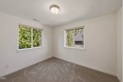 1847 NE Ellamae Place, Bend, OR 97701 - Photo 31
