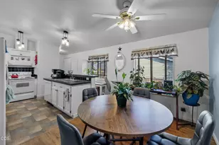 2808 SW 25th St, Redmond, OR 97756 - Photo 7