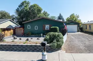 2808 SW 25th St, Redmond, OR 97756 - Photo 41