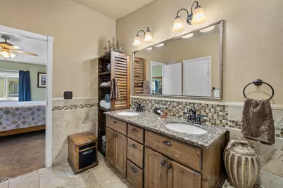 2808 SW 25th Street, Redmond, OR 97756 - Photo 13