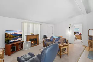 2330 SE Morningside Dr, Prineville, OR 97754 - Photo 3