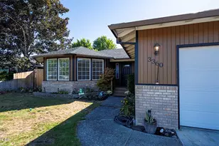 3360 Wellington Dr, Medford, OR 97504 - Photo 5