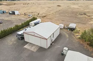 4380 Ave H, White City, OR 97503 - Photo 9
