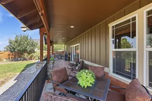 2238 NW Oak Ave, Redmond, OR 97756 - Photo 59