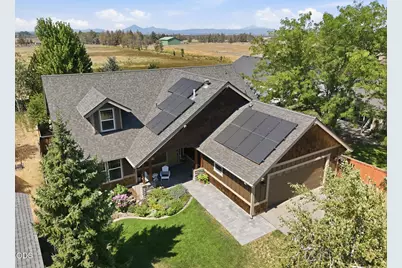 2238 NW Oak Avenue, Redmond, OR 97756 - Photo 3
