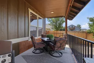 2238 NW Oak Ave, Redmond, OR 97756 - Photo 61