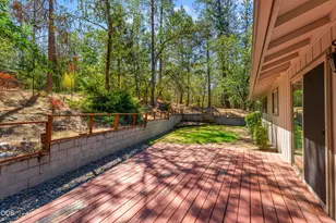 340 Dawn Allan Dr, Grants Pass, OR 97527 - Photo 21
