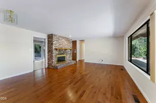 340 Dawn Allan Dr, Grants Pass, OR 97527 - Photo 3
