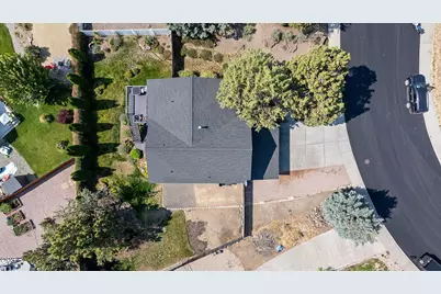2350 SW Indian Avenue, Redmond, OR 97756 - Photo 35