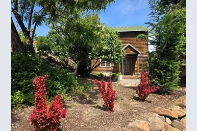 110 Staats Avenue, Maupin, OR 97037 - Photo 1