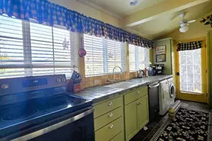 110 Staats Ave, Maupin, OR 97037 - Photo 17