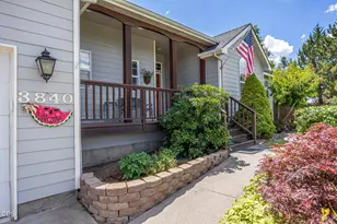 3840 SW Summit Ave, Redmond, OR 97756 - Photo 3