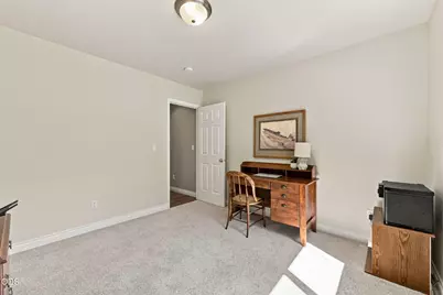 3840 SW Summit Avenue, Redmond, OR 97756 - Photo 37