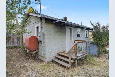 1012 N 8th Street, Klamath Falls, OR 97601 - Photo 15
