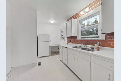 1012 N 8th Street, Klamath Falls, OR 97601 - Photo 7