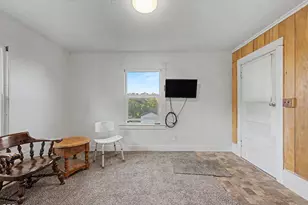 1012 N 8th St, Klamath Falls, OR 97601 - Photo 3