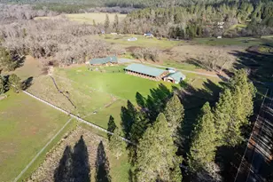 448 Ferry Rd, Grants Pass, OR 97526 - Photo 59
