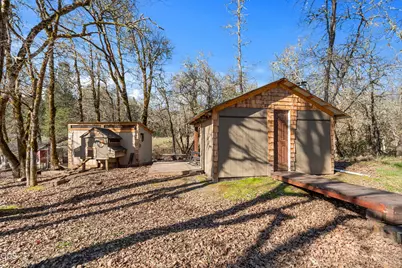 448 Ferry Road, Grants Pass, OR 97526 - Photo 35