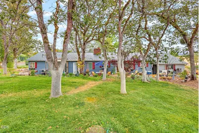 1921 Old Military Road, Medford, OR 97502 - Photo 47
