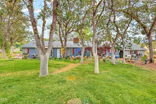 1921 Old Military Rd, Medford, OR 97502 - Photo 47