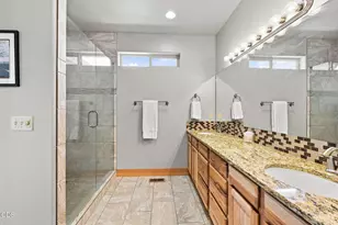 1890 Murrelet Dr, Redmond, OR 97756 - Photo 31