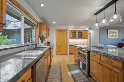 60780 Currant Way, Bend, OR 97702 - Photo 19
