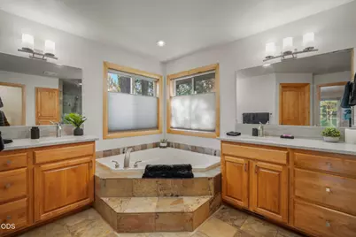 60780 Currant Way, Bend, OR 97702 - Photo 33