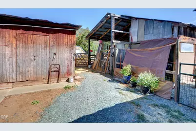 204 E Rosewood Street, Grants Pass, OR 97527 - Photo 33