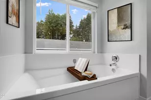 63114 NE Henningsen Pl, Bend, OR 97701 - Photo 15