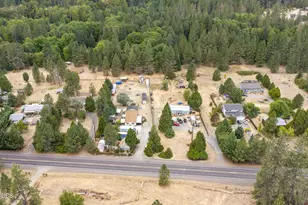 5520 Hwy 238, Jacksonville, OR 97530 - Photo 13
