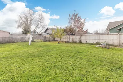 1646 Darin Drive, Grants Pass, OR 97527 - Photo 3