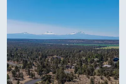 5790 NW Galloway Loop, Redmond, OR 97756 - Photo 5