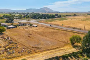 5730 Homedale Rd, Klamath Falls, OR 97603 - Photo 37