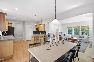20256 Halfway Road, Bend, OR 97703 - Photo 19