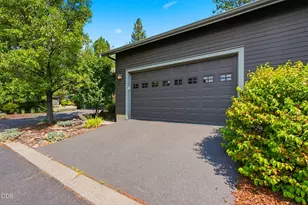 1683 NW Lewis St, Bend, OR 97703 - Photo 33