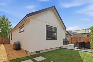 612 SE Gleneden Place, Bend, OR 97702 - Photo 27