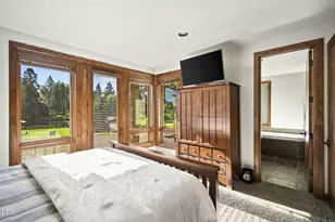 56680 Lunar Dr, Bend, OR 97707 - Photo 35