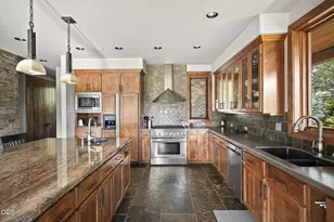 56680 Lunar Dr, Bend, OR 97707 - Photo 13